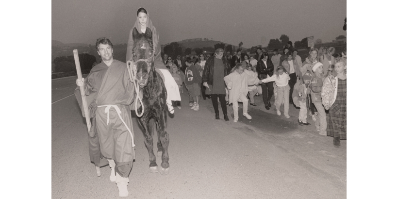 Las Posadas procession