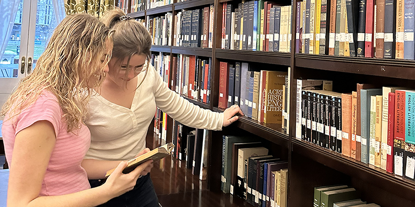 Students using the London library