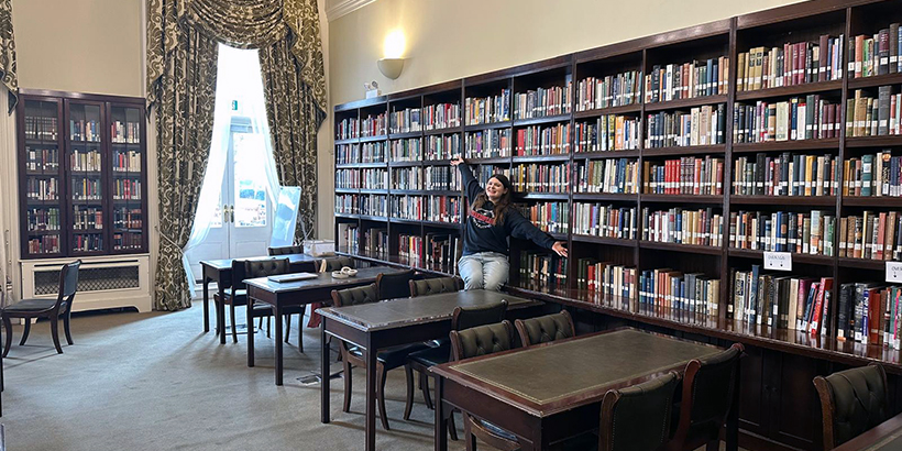 Student using the London library